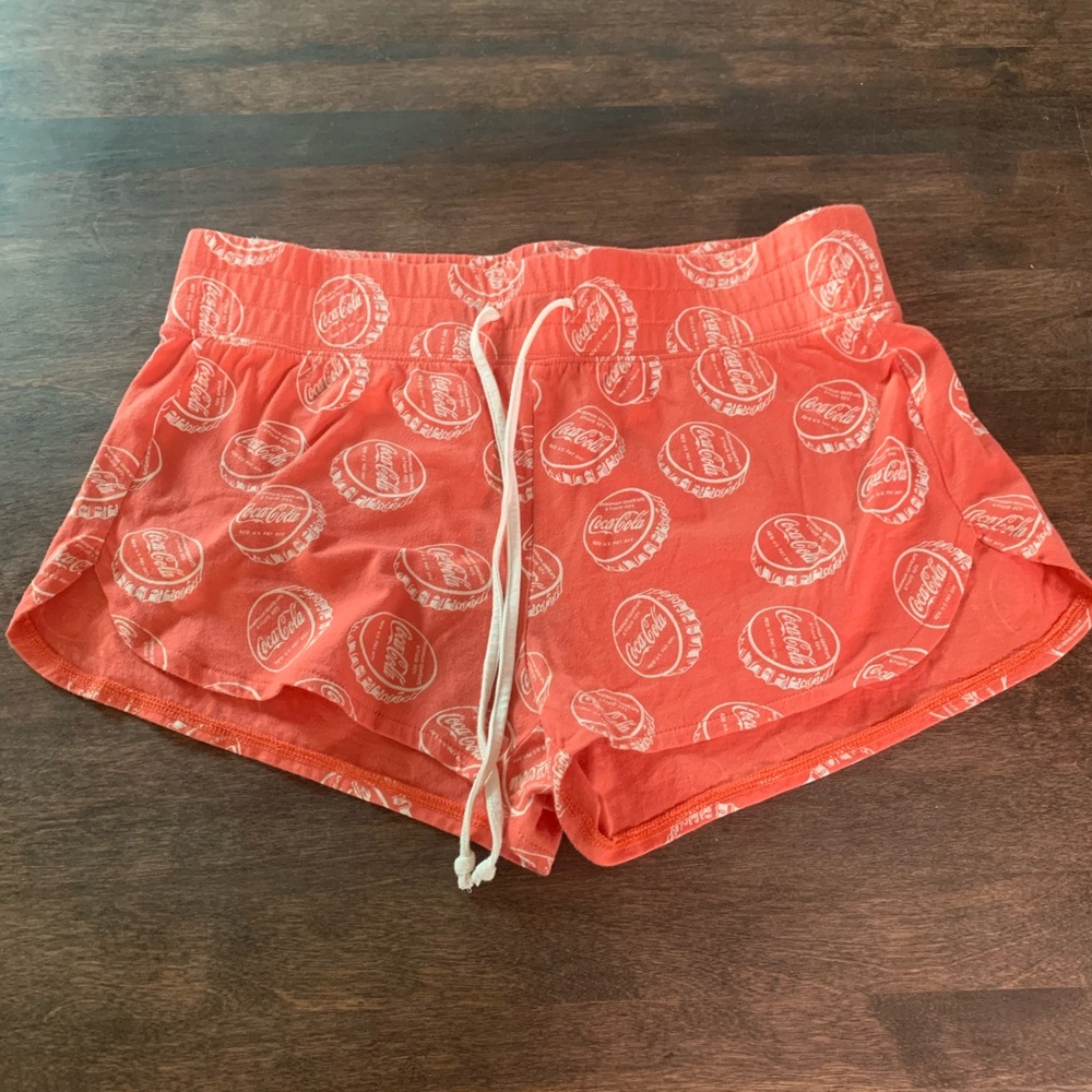 AE Coca Cola shorts size M